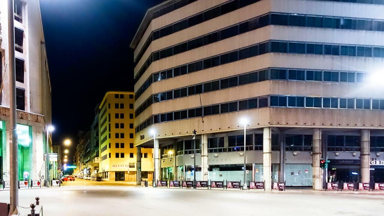 Cheap In Center Hotel Palermo Exterior photo